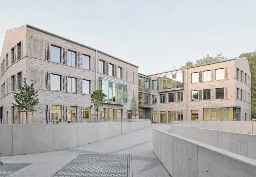 Römerstadtschule, Frankfurt Am Main