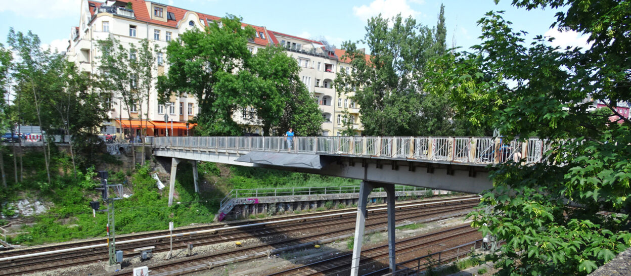 Ansicht der alten Schönfließer Brücke in Berlin